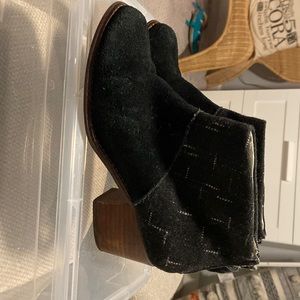 Toms ankle boots